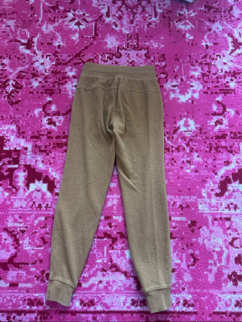 Lululemon Mustard joggers - Picture 4 of 4